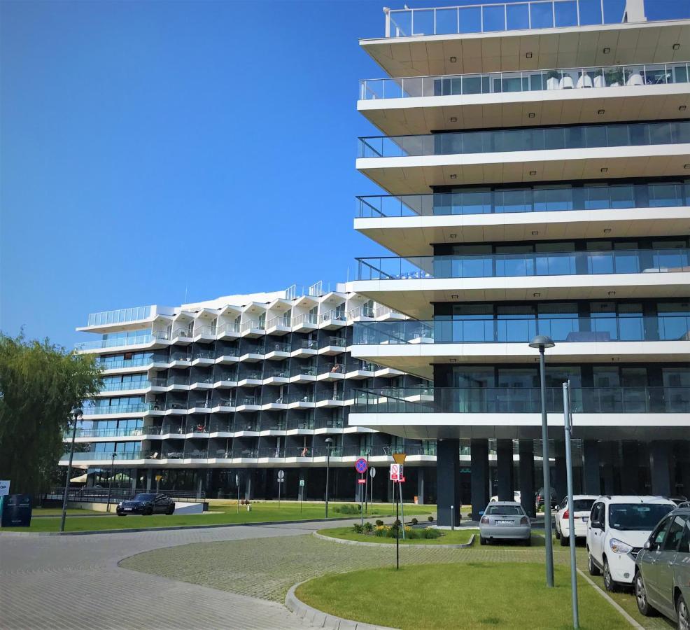 6 Pietro Seaside Apartamento Kołobrzeg Exterior foto